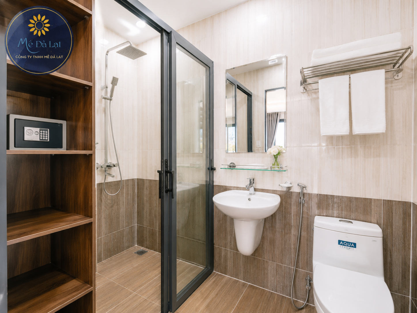 WC riêng sạch đẹp tại Villa Tô Hiến Thành Đà Lạt